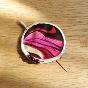 Round silk red - Image 4