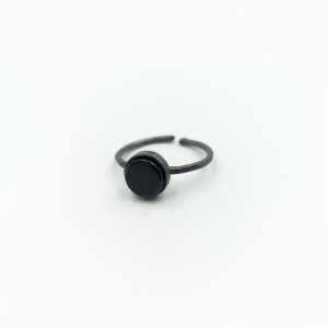 Simple Eight Ring Black Onyx
